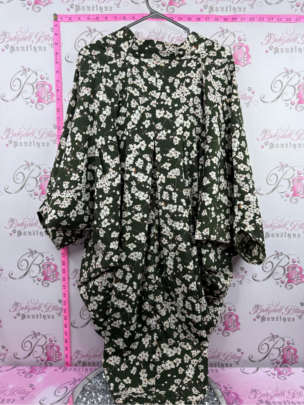ROFFE cardigan Women's Floral Open-Front Kimono Cape - Olive Green/White - Picture 2 of 11